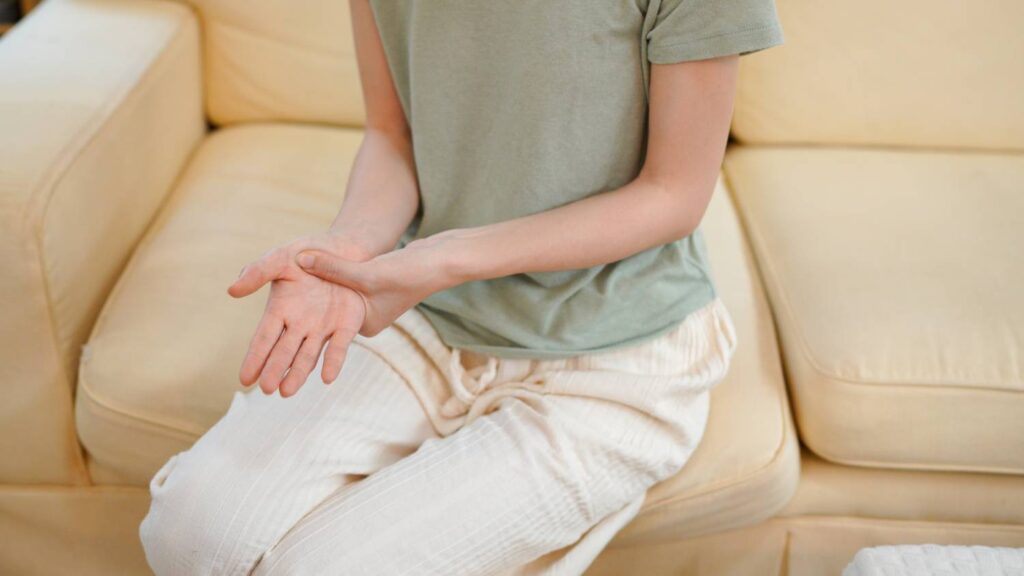 Arthritis wrist pain